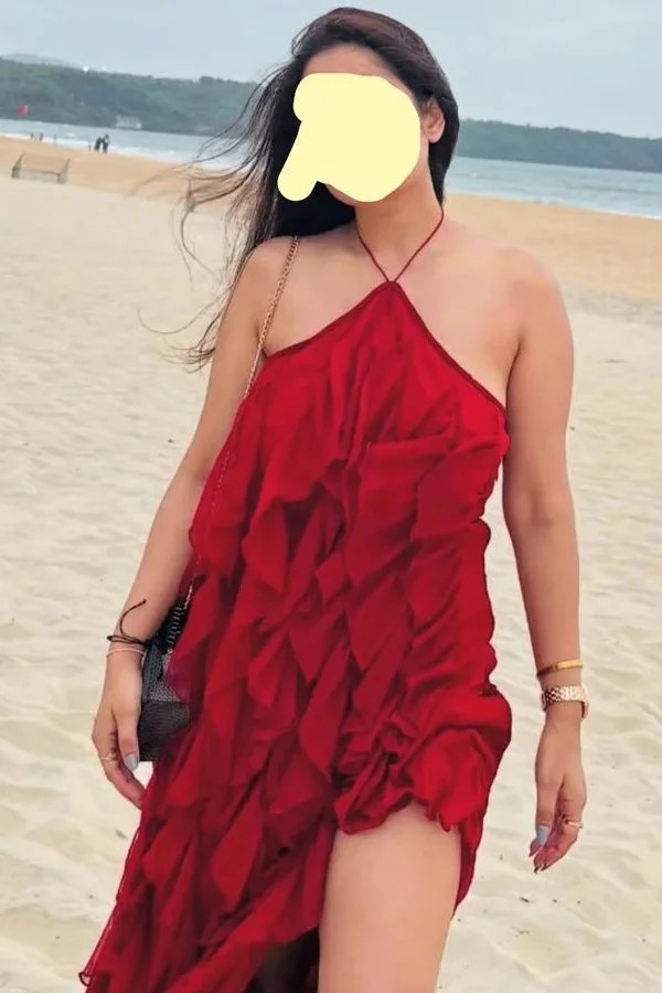 available escort girl Akshita in Thiruvananthapuram